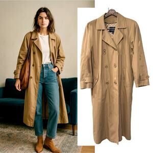 London Fog Tan Trench Coat Classic Design Lightweight